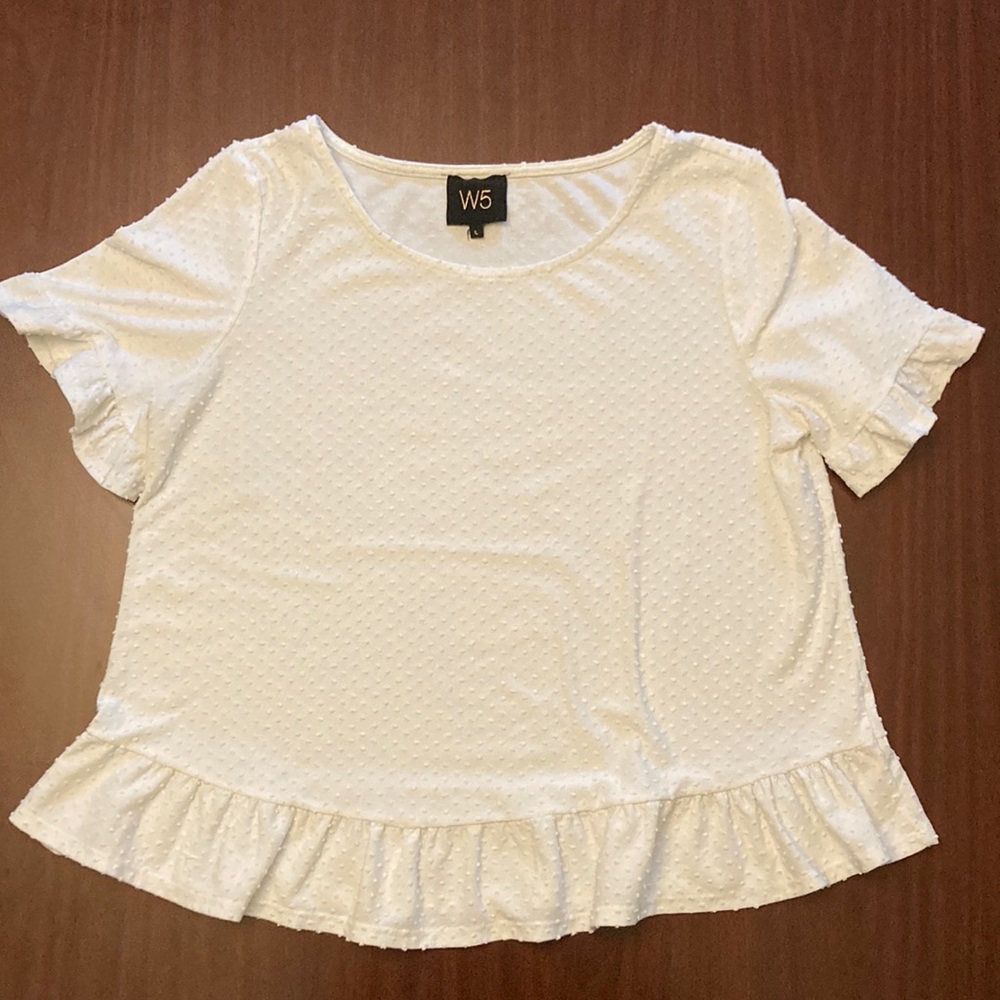 W5, large, white dot texture blouse.